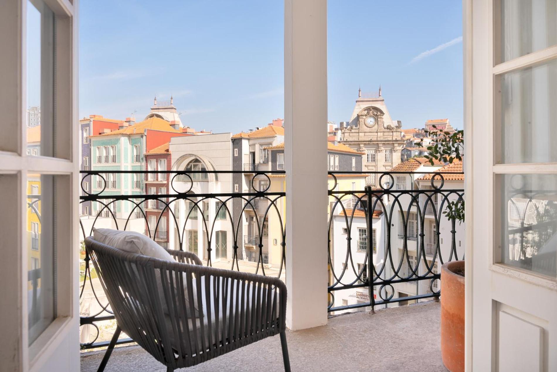 Apartamento Historical Penthouse At Cardosas Block OOporto Exterior foto